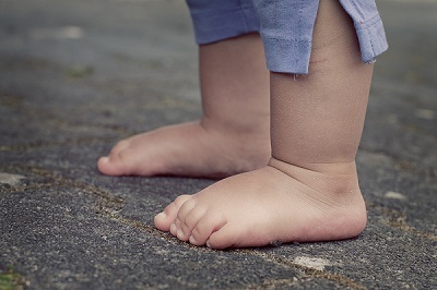 Child's bare feet