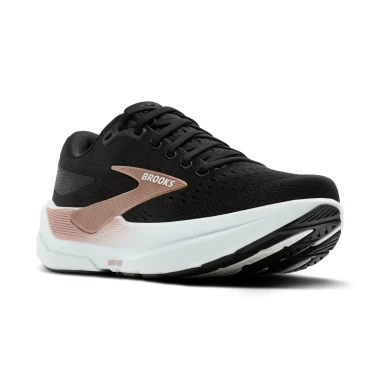 Lace up running shoe